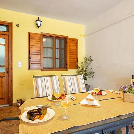 Cozy Parikia (Paros)
