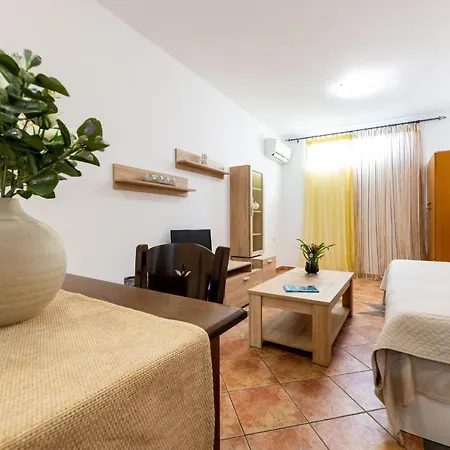 Cozy * Parikia (Paros)